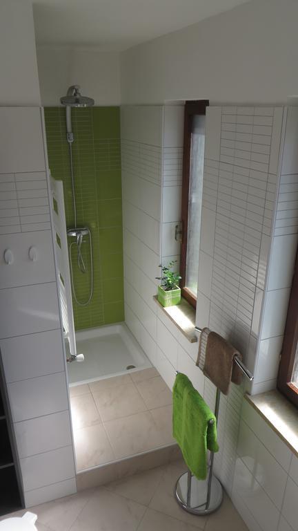 Hisa Lescer Apartment โคบาริด ภายนอก รูปภาพ