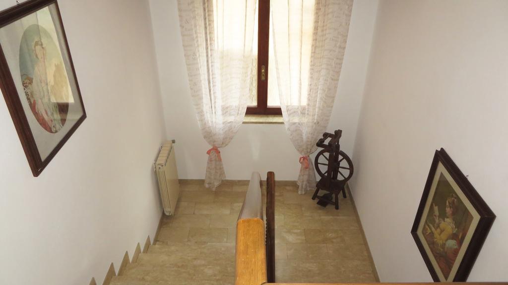 Hisa Lescer Apartment โคบาริด ภายนอก รูปภาพ
