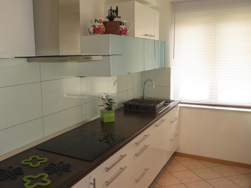 Hisa Lescer Apartment โคบาริด ภายนอก รูปภาพ
